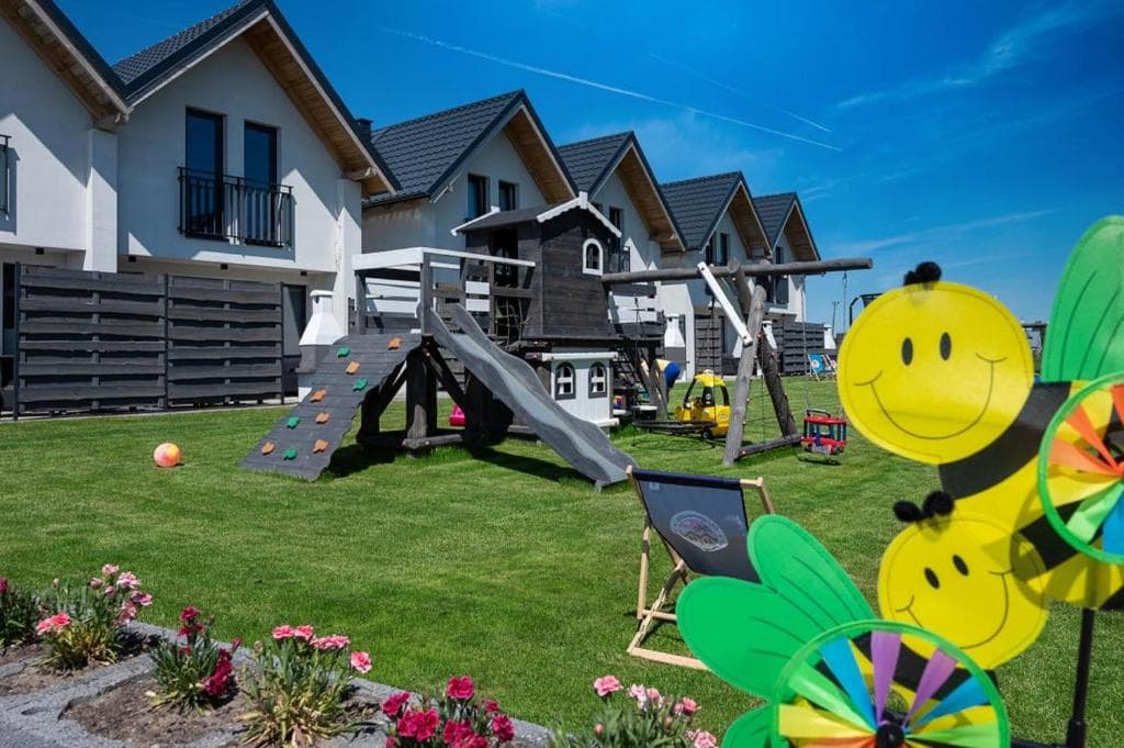playground zjezdzalnia buzki